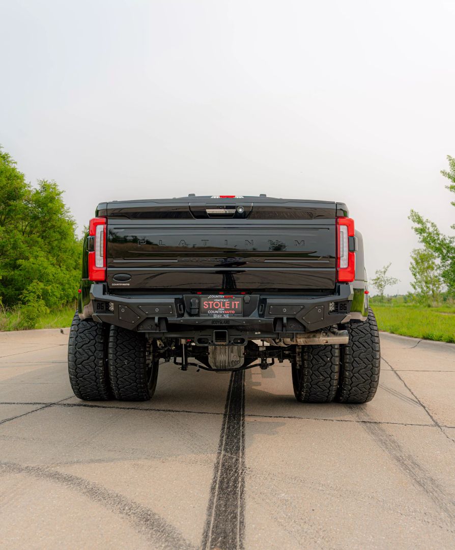 2024 Ford F350 Super Duty Crew Cab - Image 33