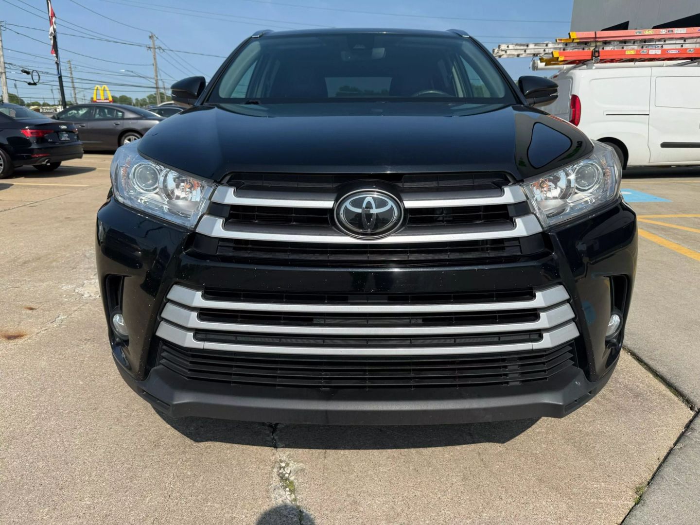 2019 Toyota Highlander - Image 3