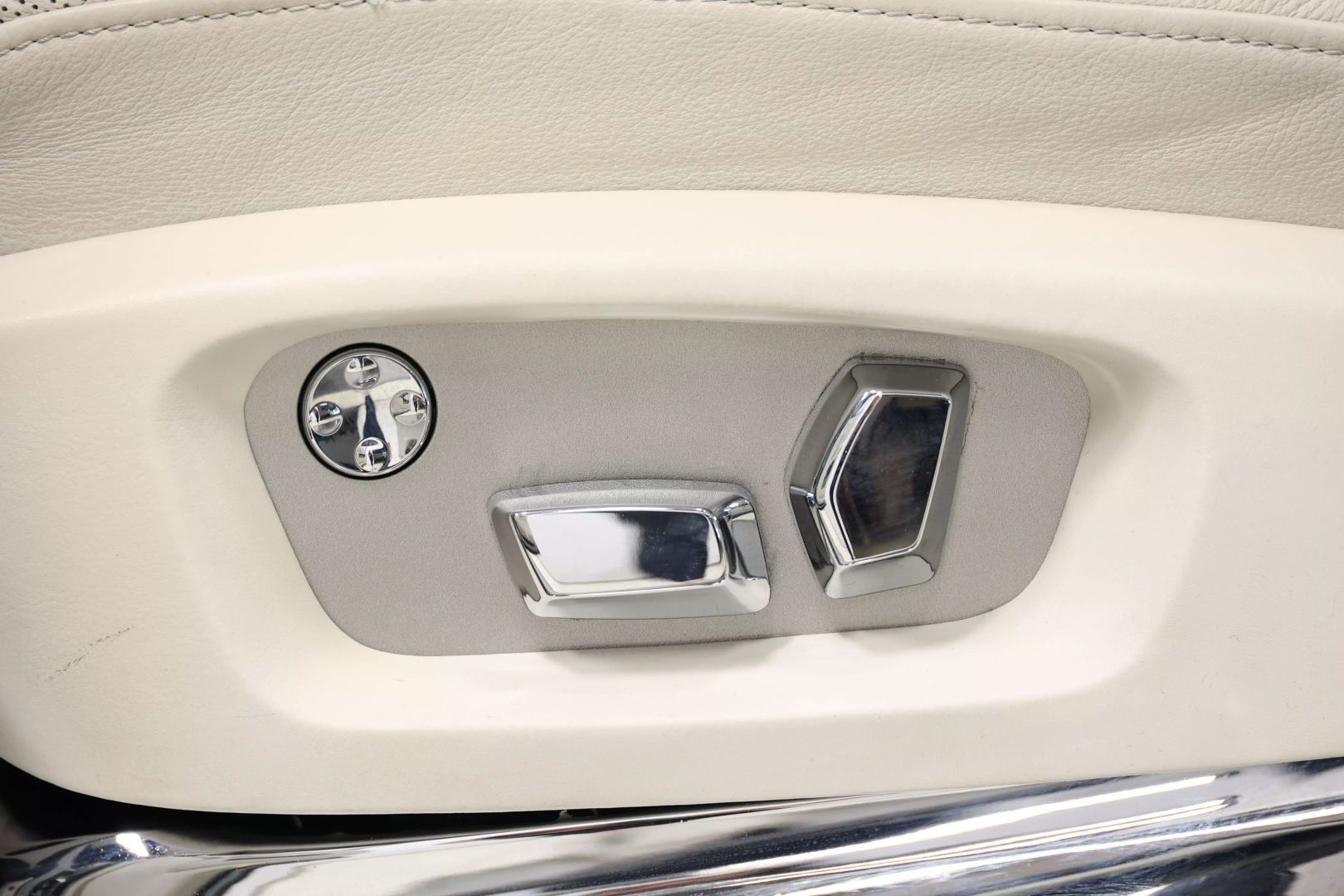 2012 Rolls-royce Ghost - Image 15