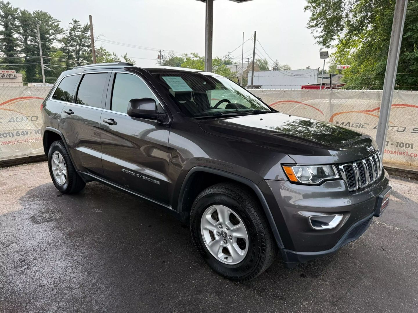 2017 Jeep Grand Cherokee - Image 7