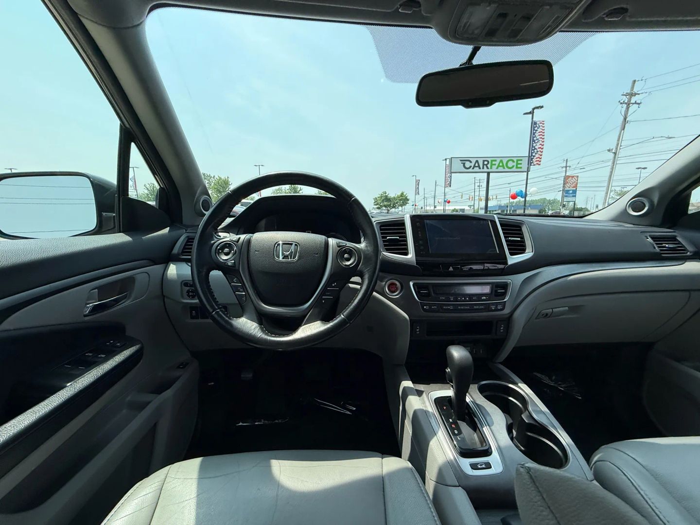 2017 Honda Pilot - Image 27