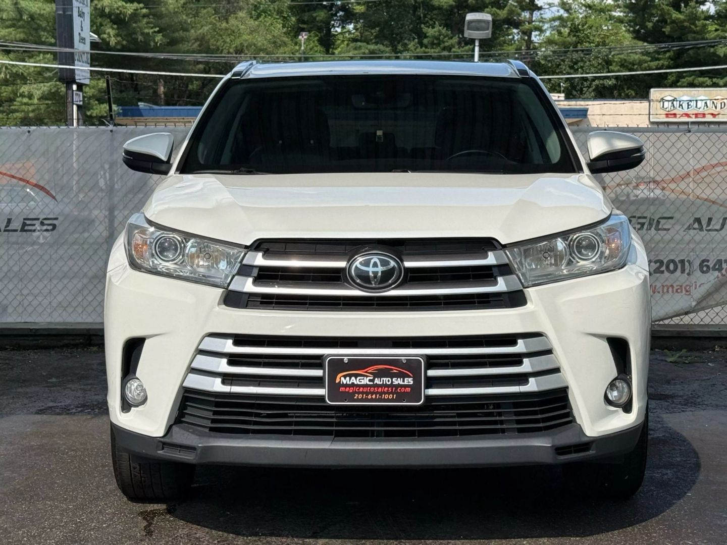 2018 Toyota Highlander - Image 5