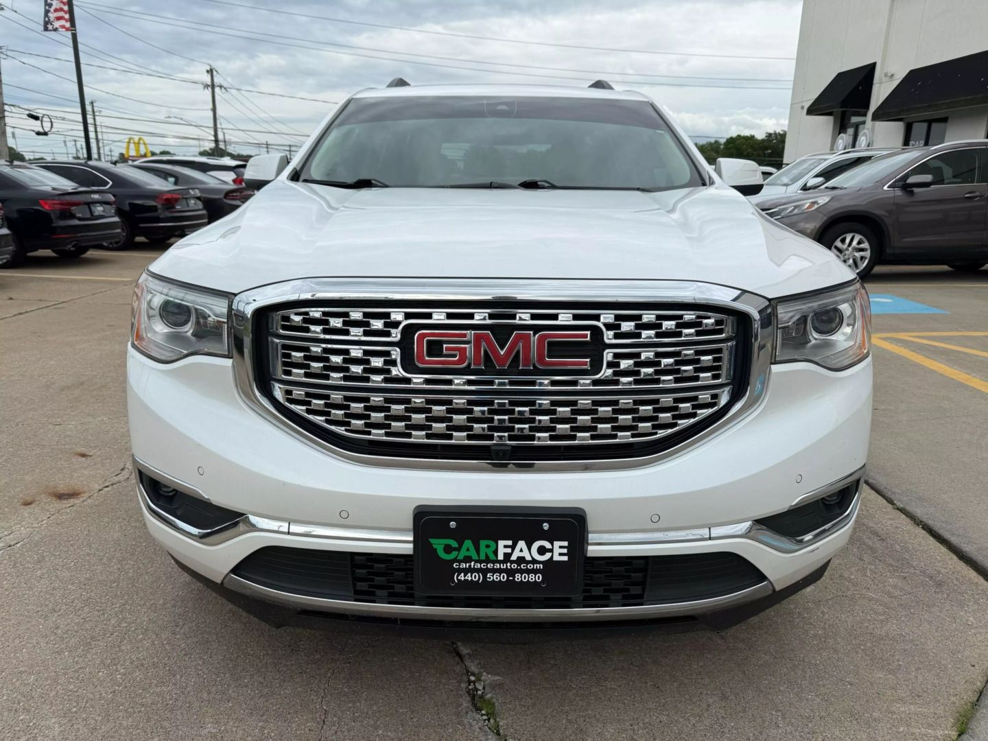 2017 Gmc Acadia - Image 2