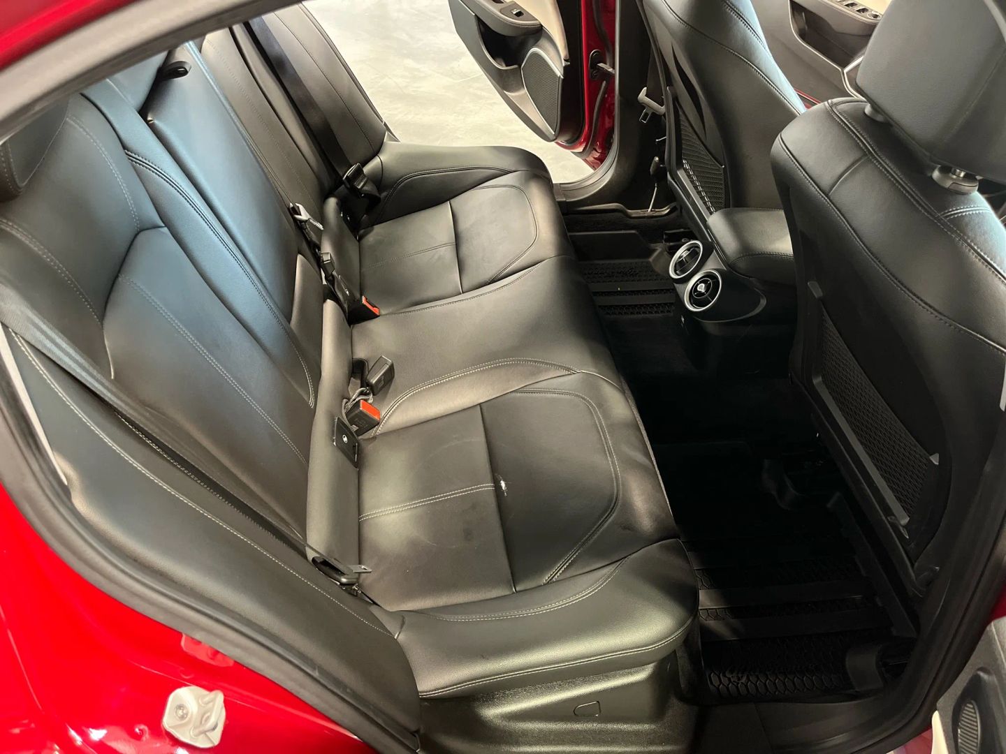 2020 Alfa Romeo Giulia Sedan 4d - Image 31