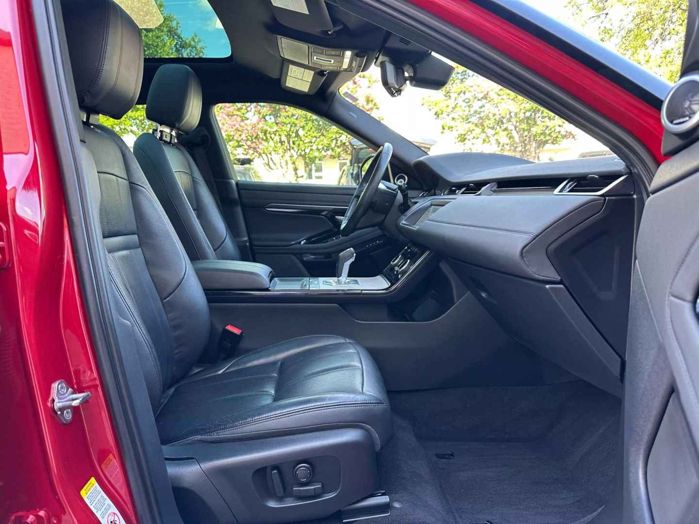 2020 Land Rover Range Rover Evoque - Image 26