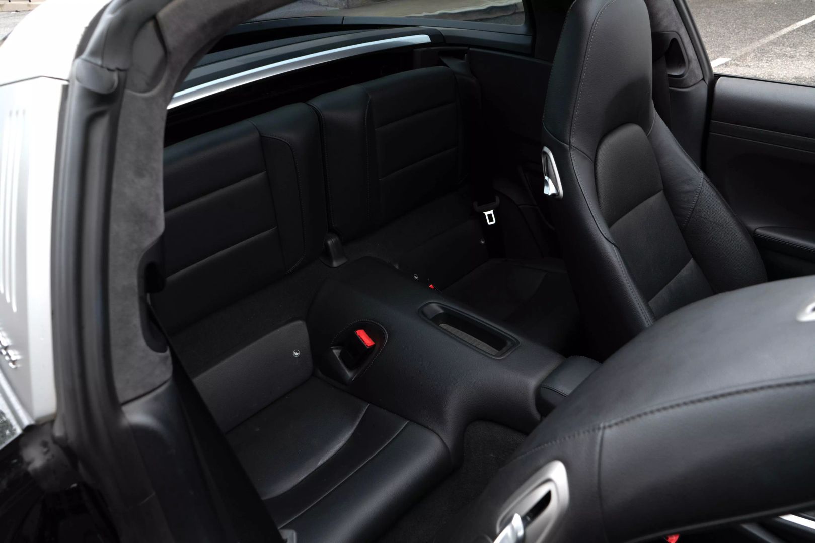 2018 Porsche 911 - Image 60
