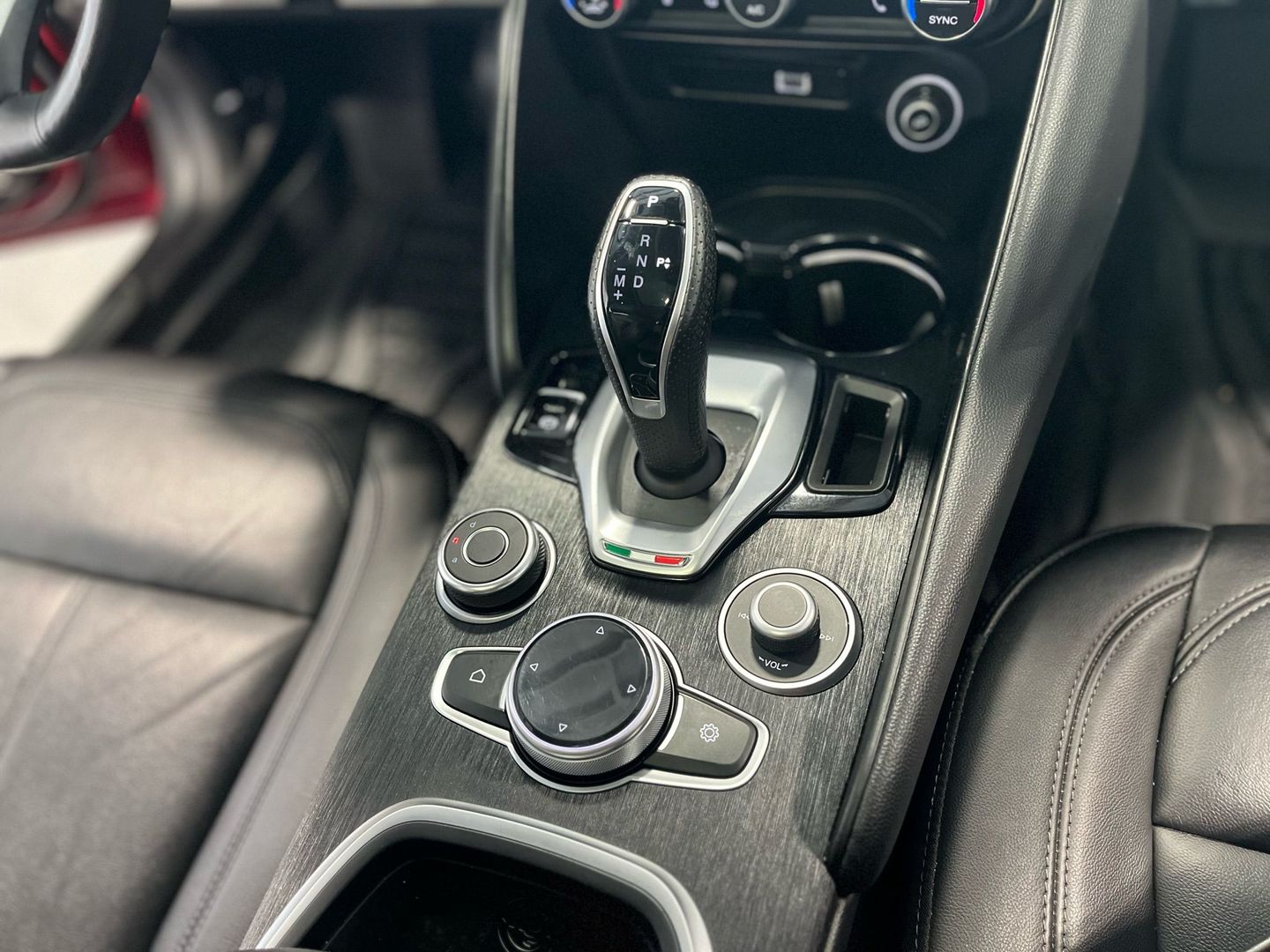 2020 Alfa Romeo Giulia Sedan 4d - Image 36