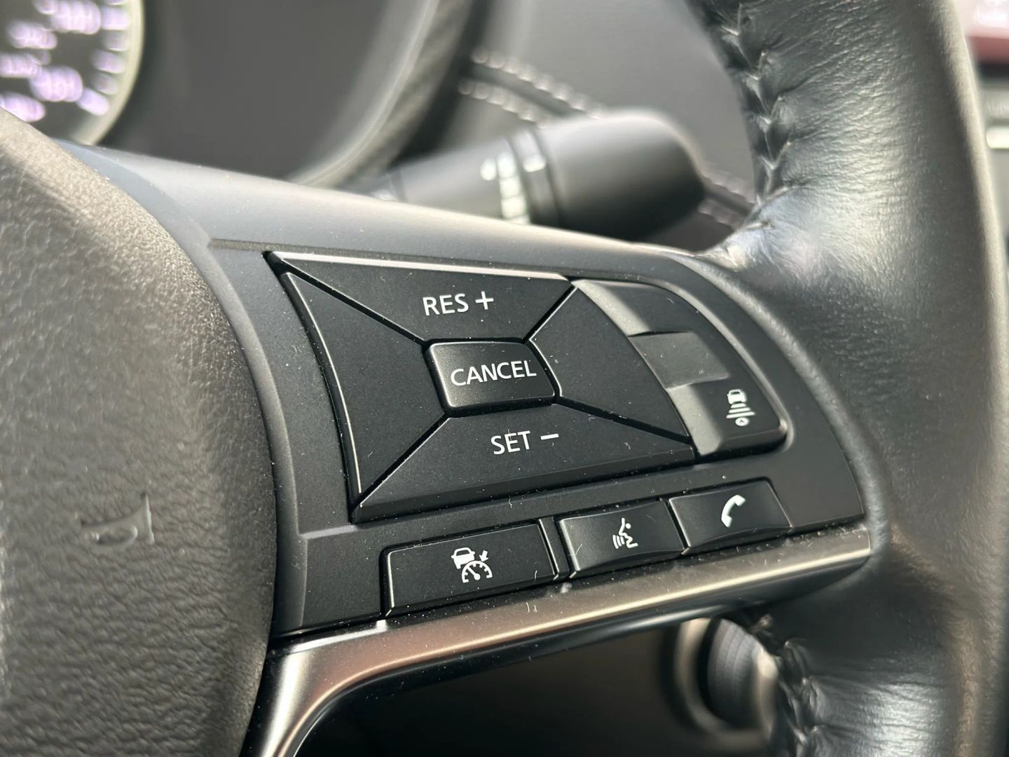 2023 NISSAN SENTRA SEDAN 4-CYL, 2.0 LITER SV SEDAN 4D