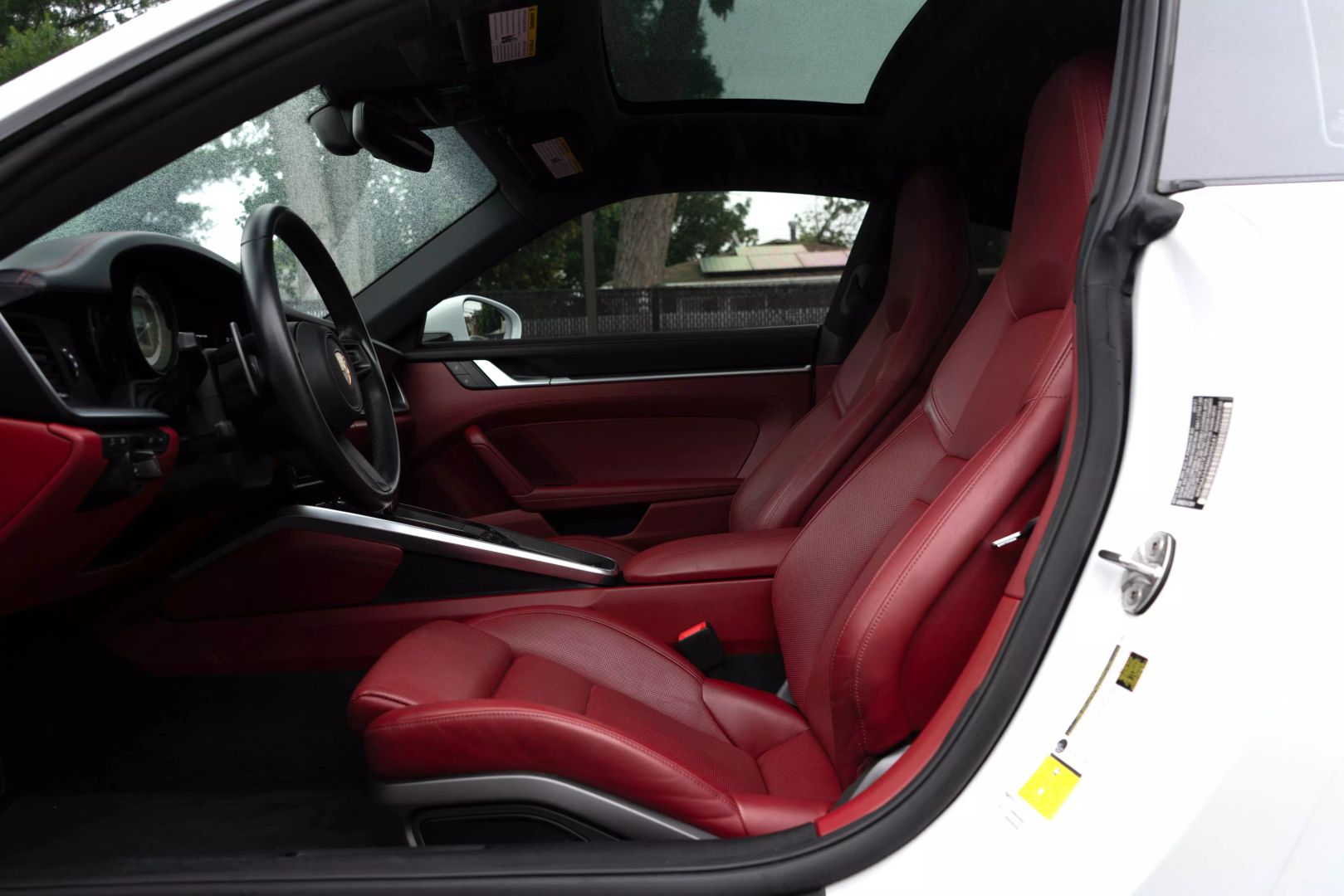 2022 Porsche 911 - Image 39