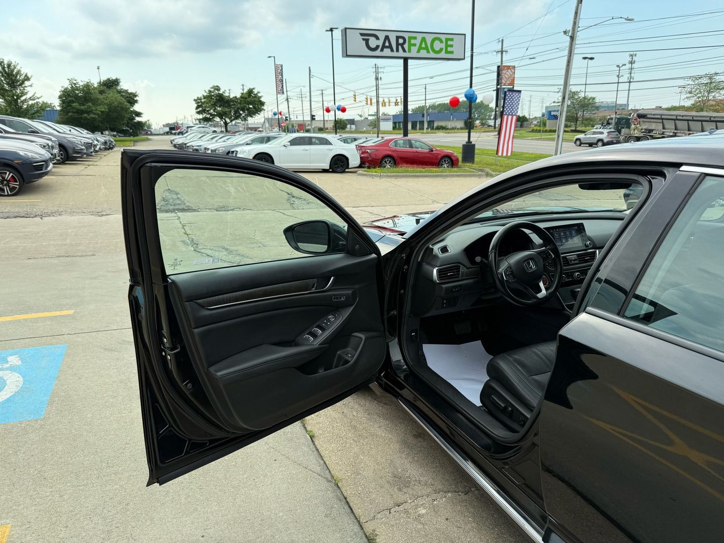 2019 Honda Accord - Image 17