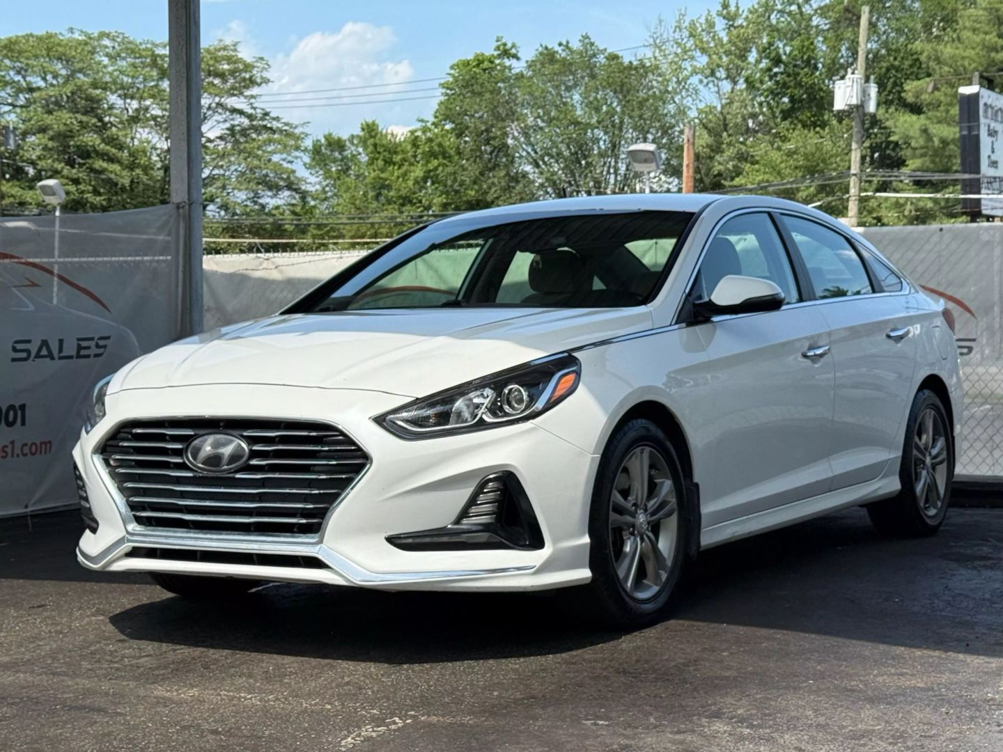 2018 Hyundai Sonata - Image 3