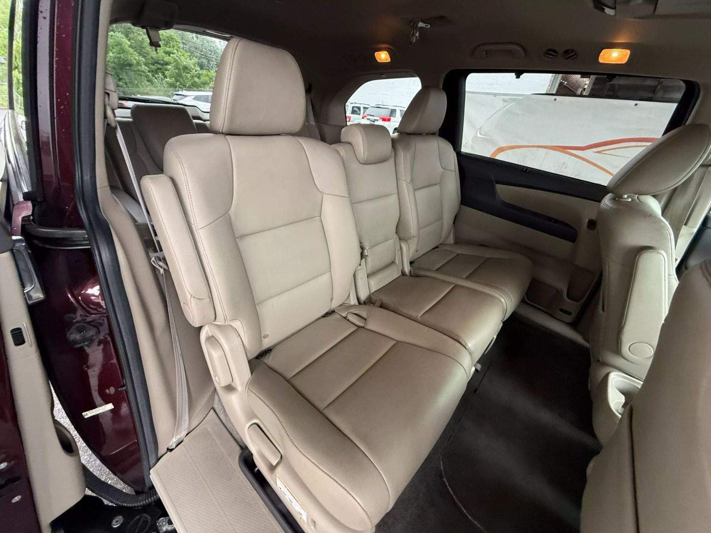 2014 Honda Odyssey - Image 25
