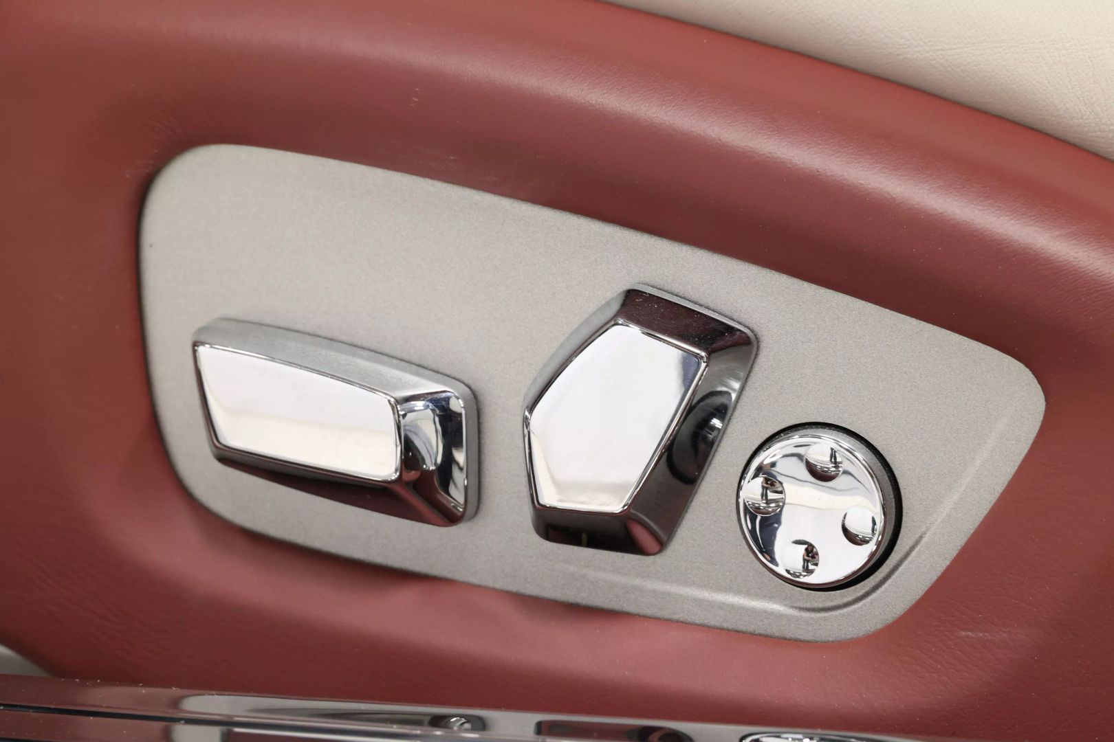 2016 Rolls-royce Wraith - Image 15