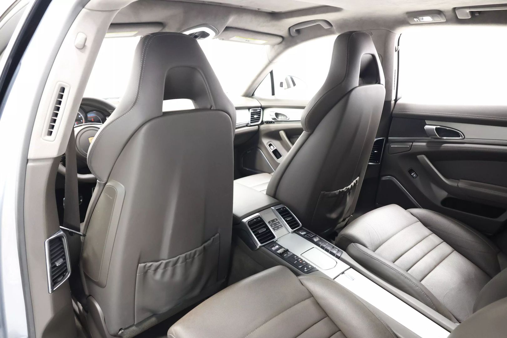 2014 Porsche Panamera - Image 67