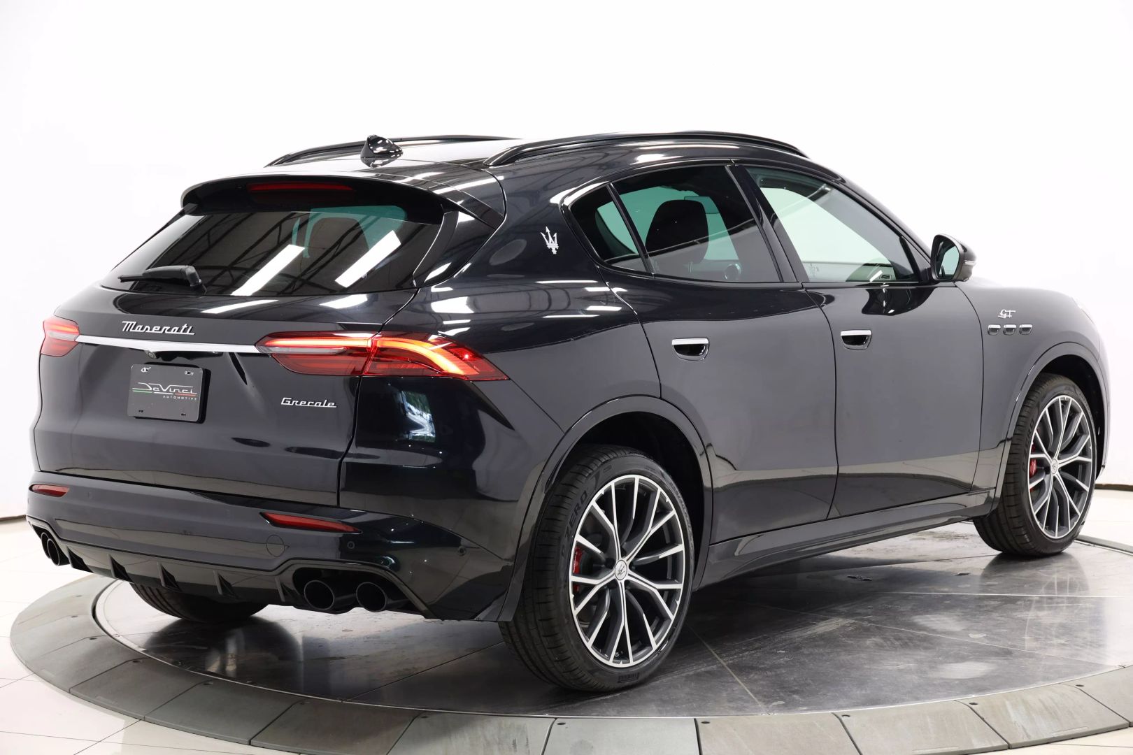2023 Maserati Grecale - Image 4