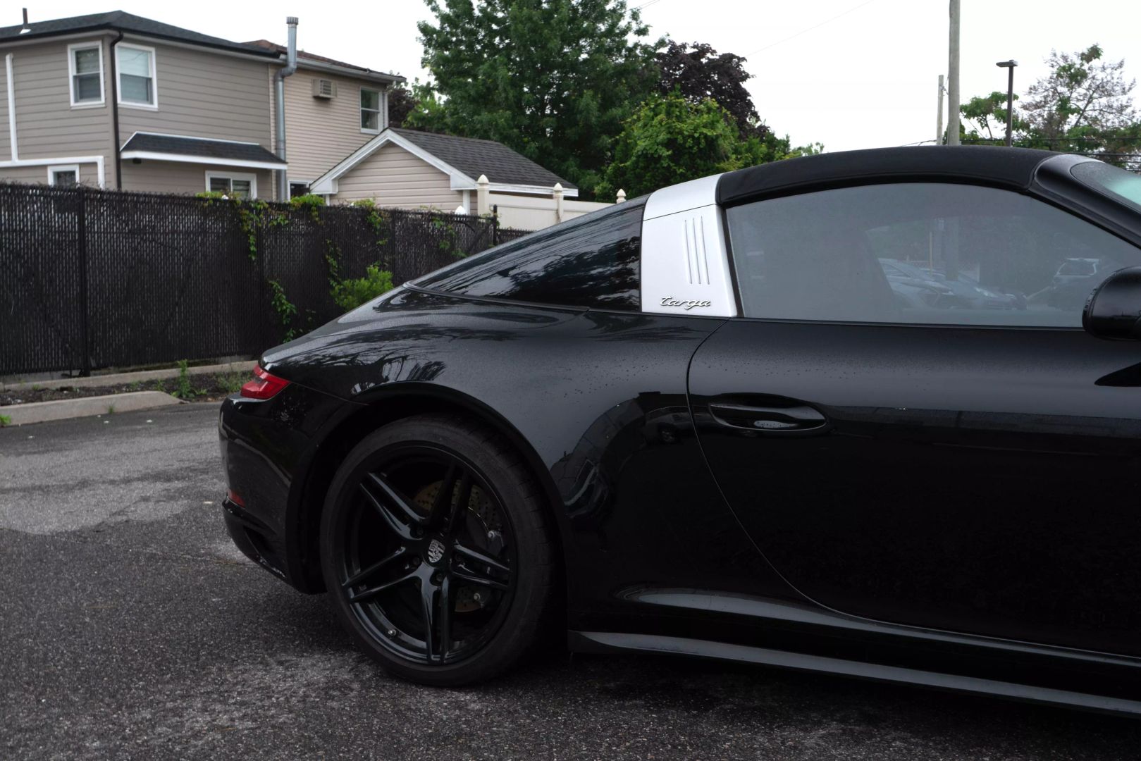 2018 Porsche 911 - Image 32