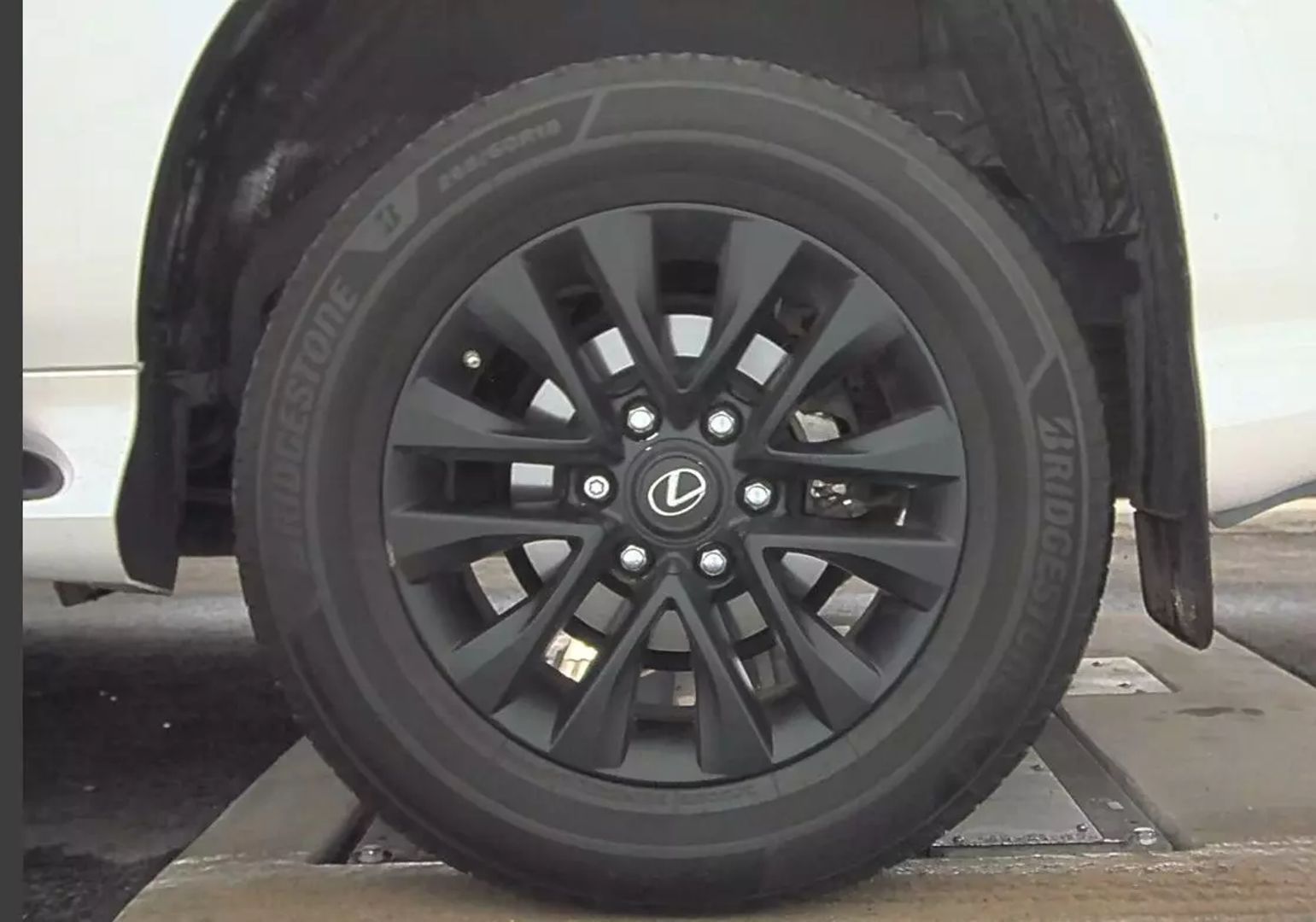 2019 Lexus Gx - Image 13