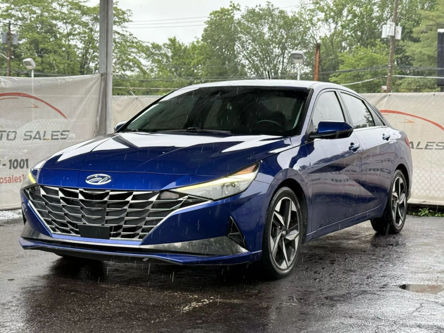 2021 Hyundai Elantra - Image 3
