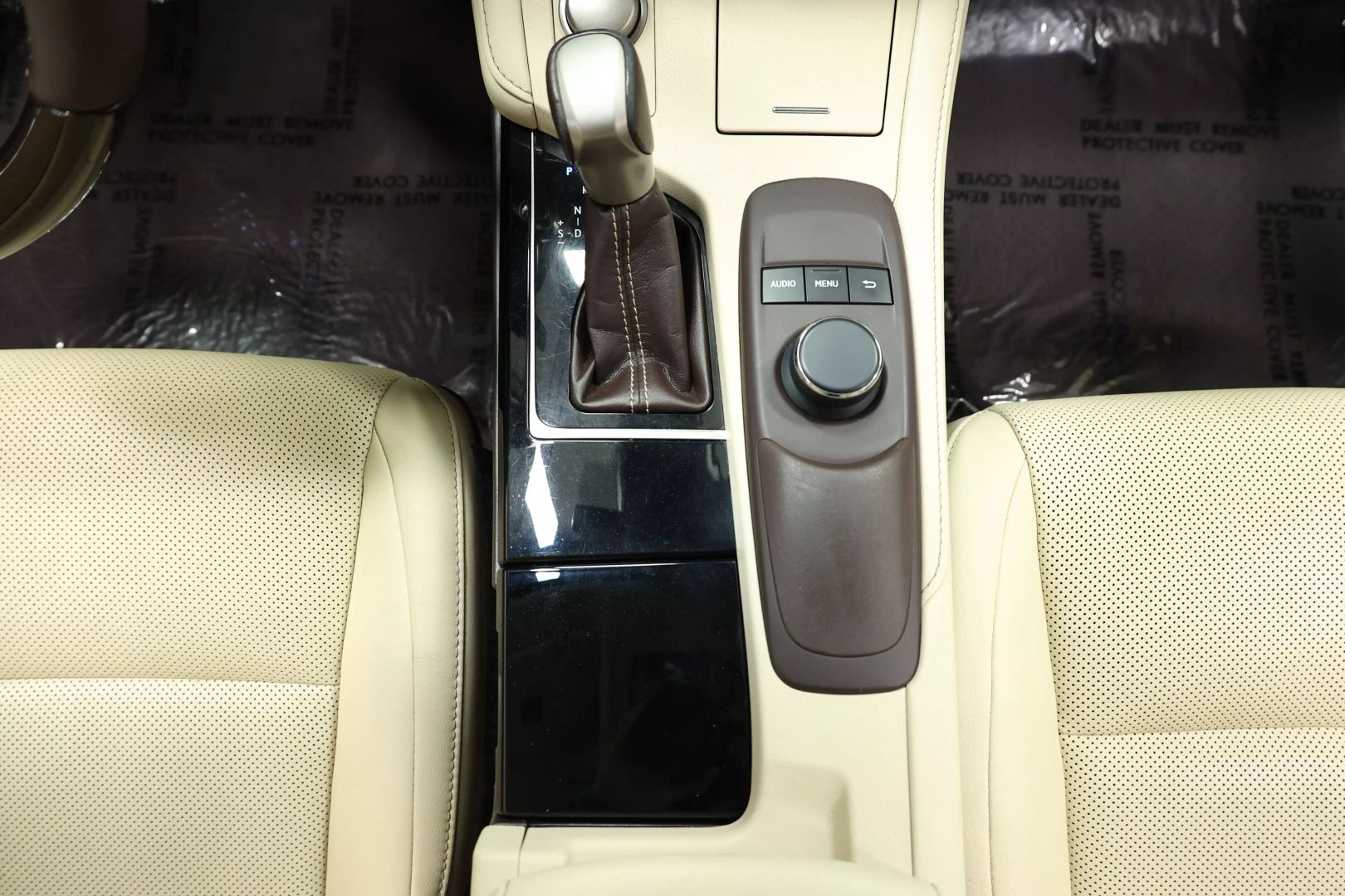 2016 Lexus Es - Image 38