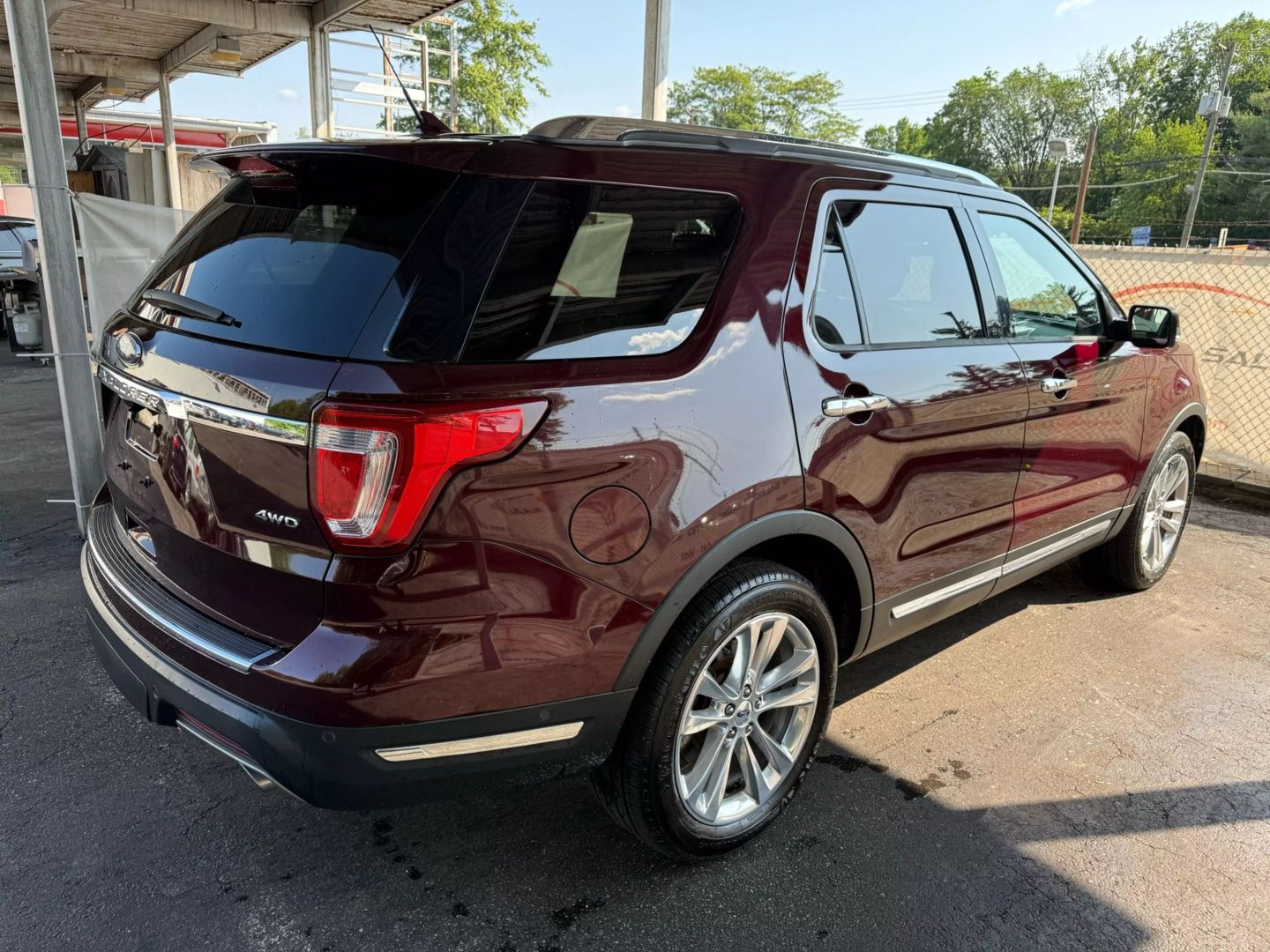 2018 Ford Explorer - Image 12