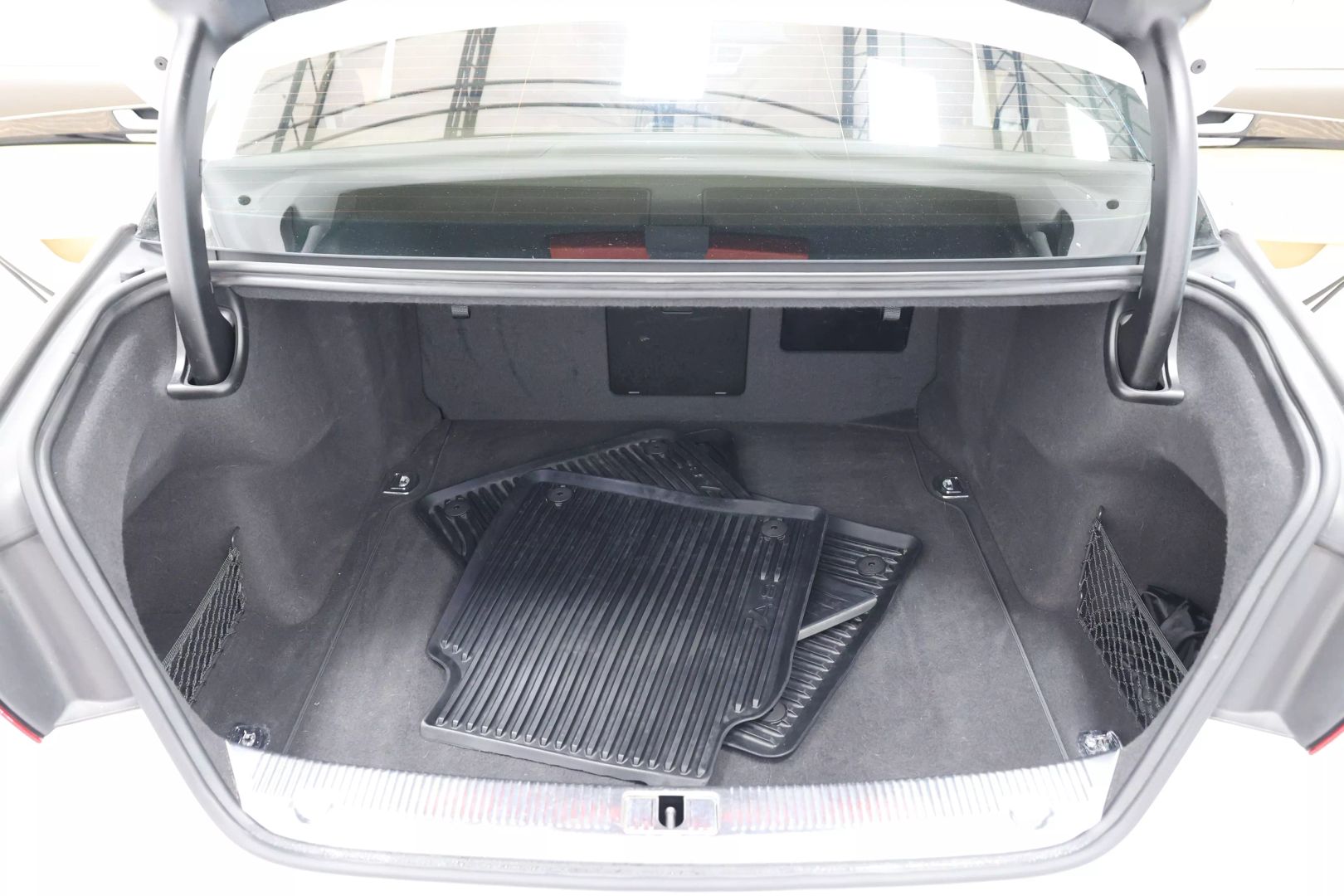 2015 Audi A8 - Image 67
