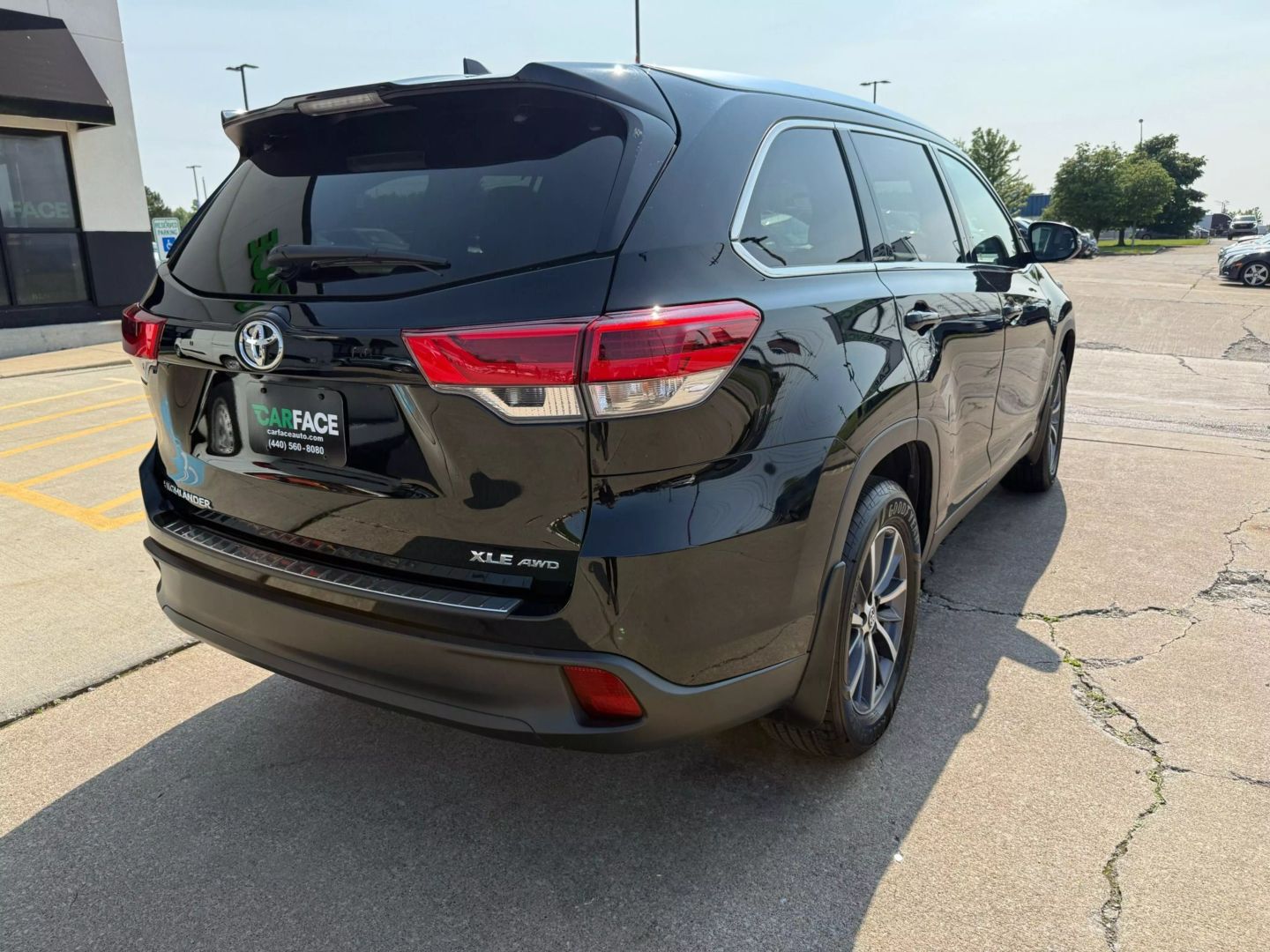 2019 Toyota Highlander - Image 16