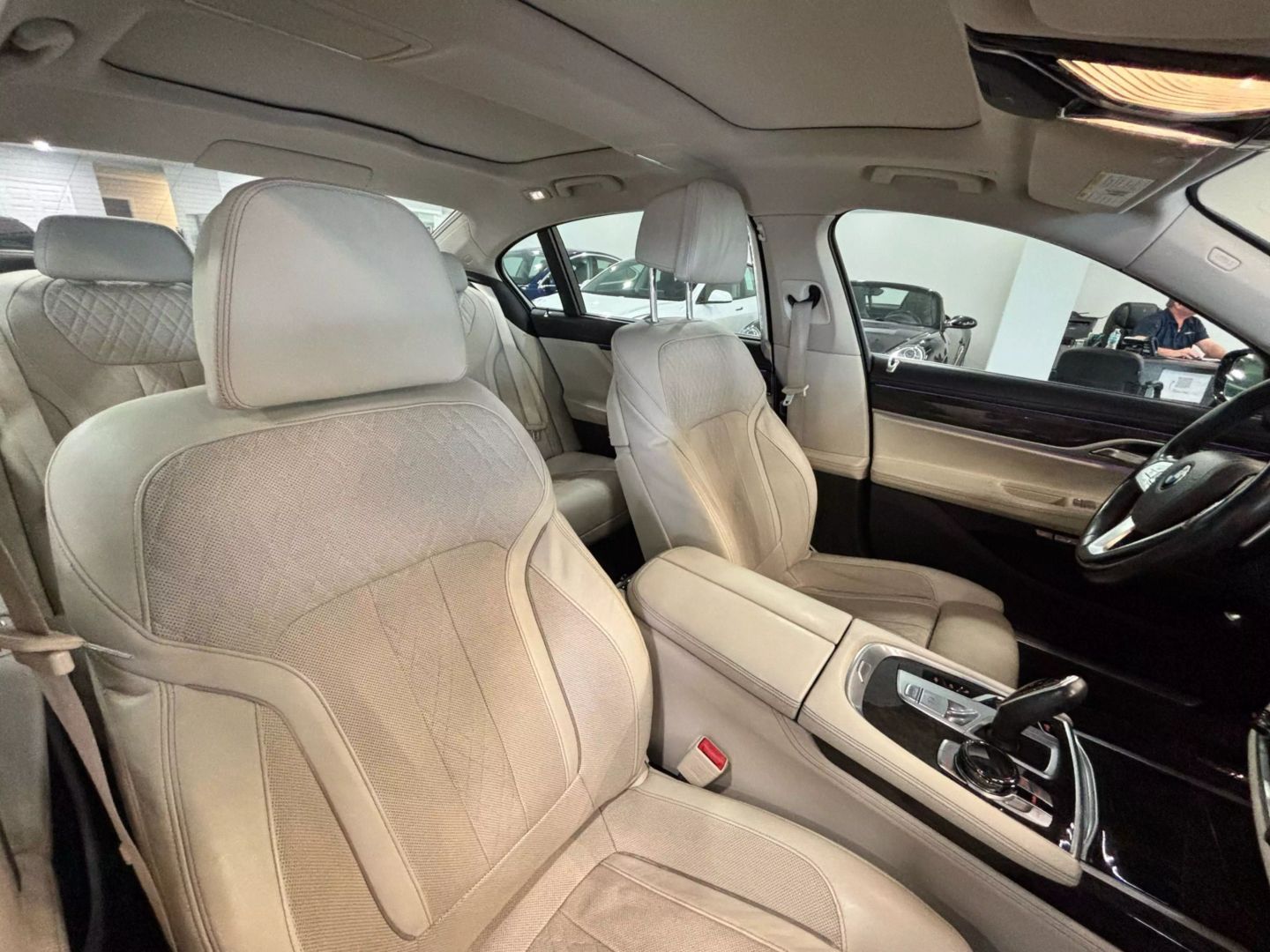 2017 Bmw 7 Series 740i Xdrive Sedan 4d - Image 20