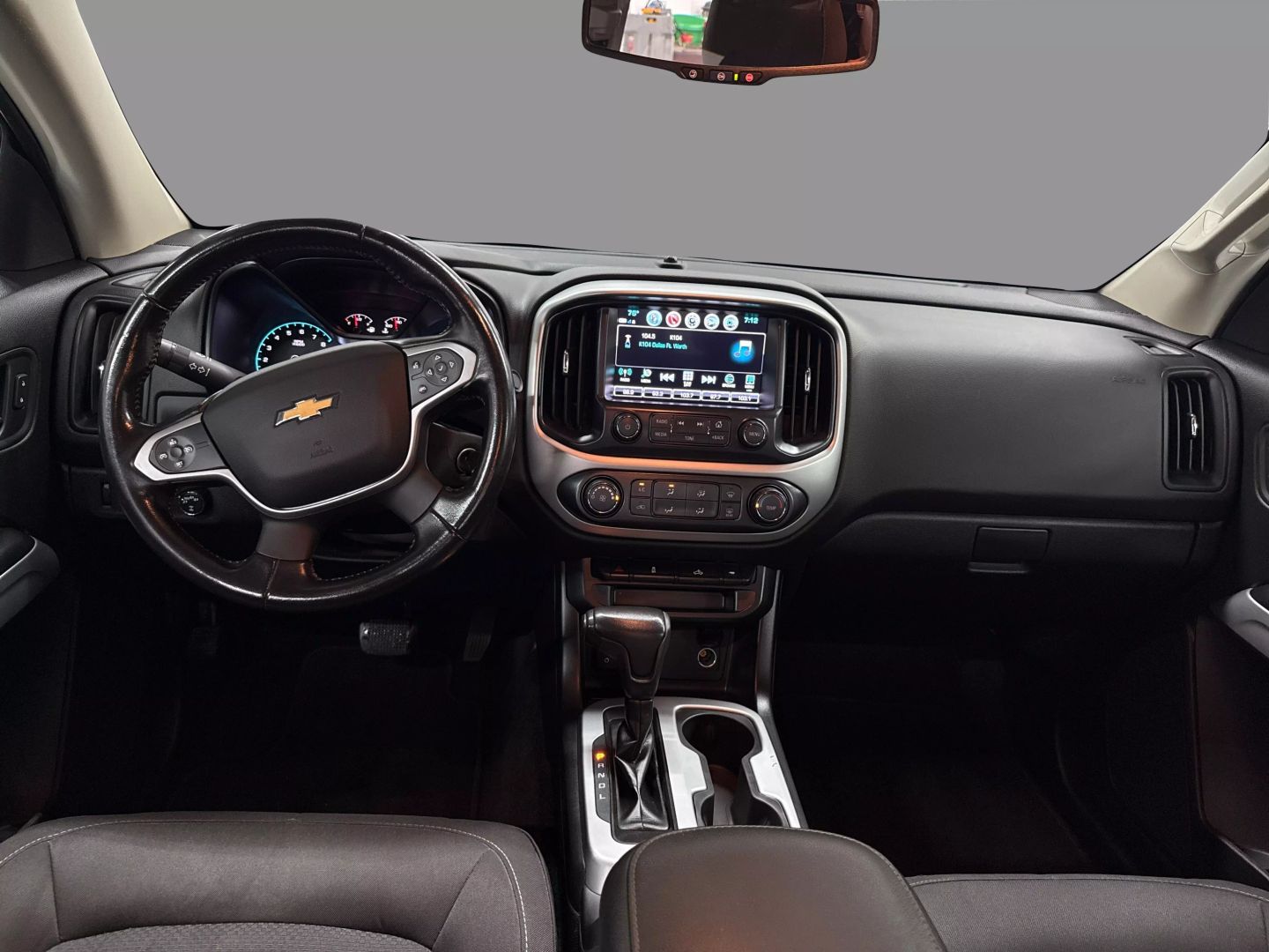 2018 Chevrolet Colorado Crew Cab - Image 36