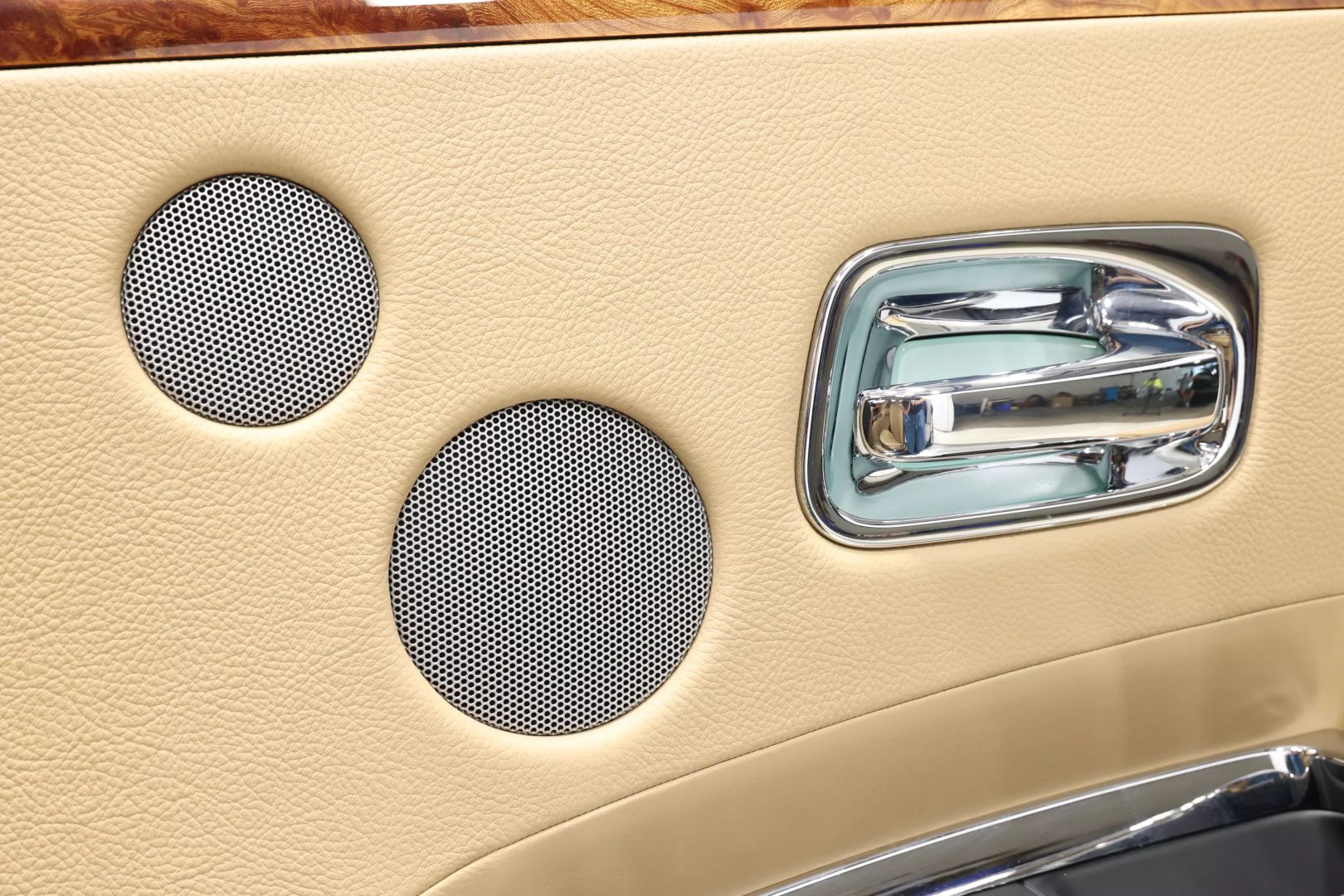 2010 Rolls-royce Ghost - Image 93