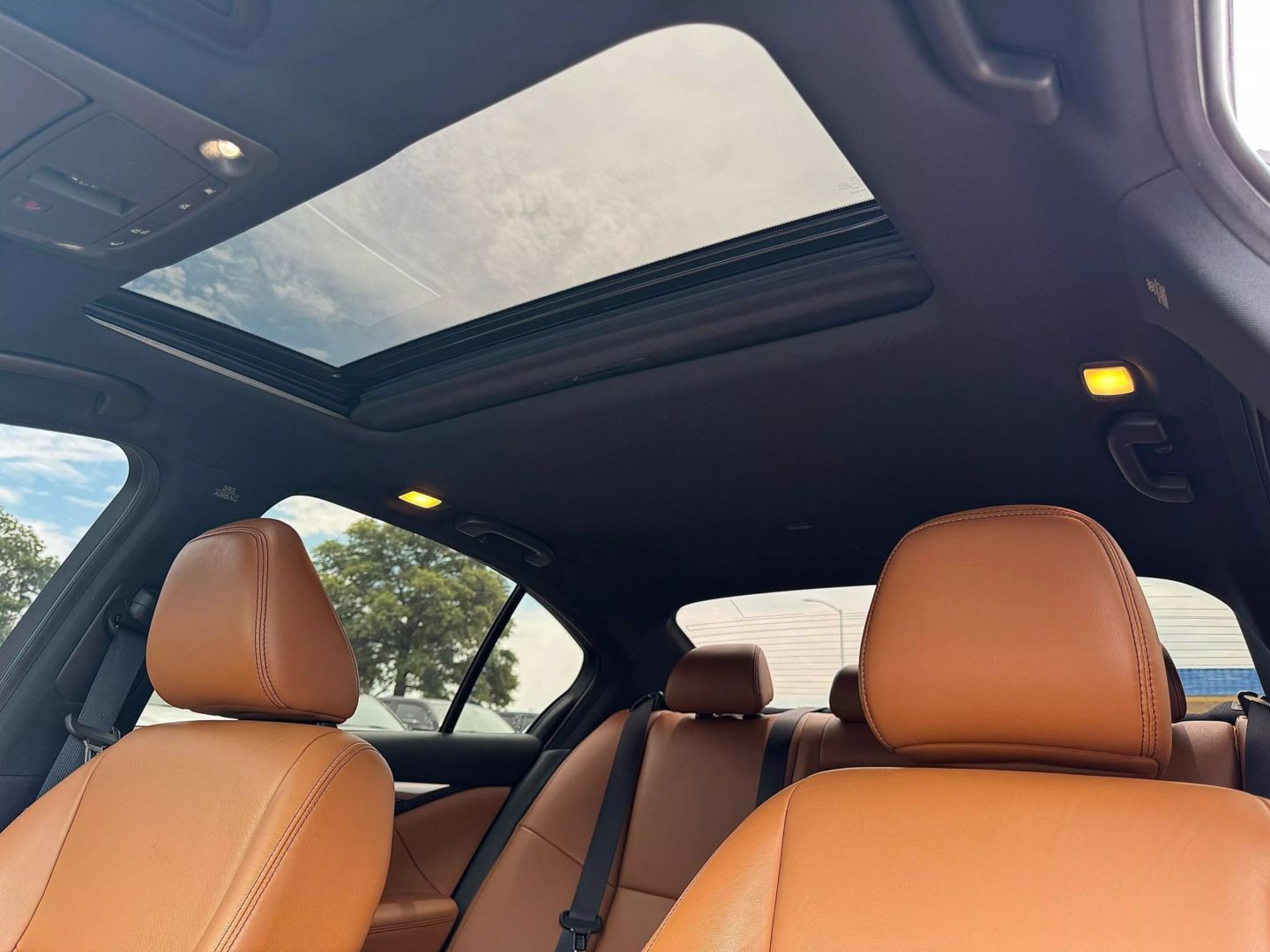 2021 Infiniti Q50 - Image 36