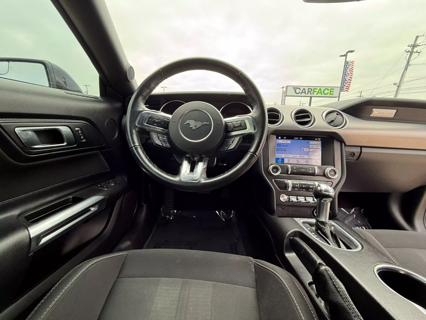 2019 Ford Mustang - Image 23