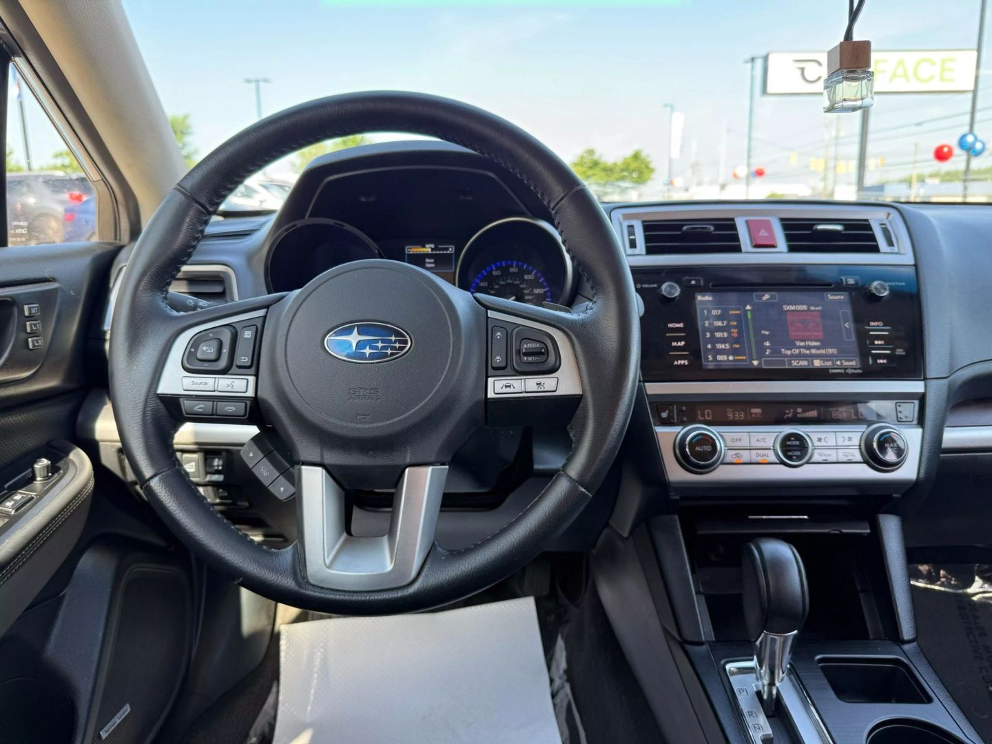 2017 Subaru Outback - Image 31