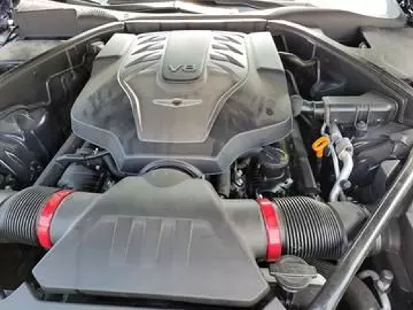 2020 Genesis G80 - Image 10
