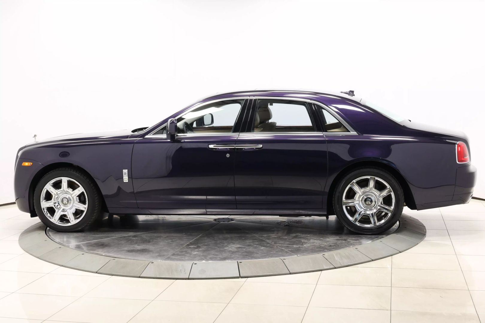 2010 Rolls-royce Ghost - Image 6
