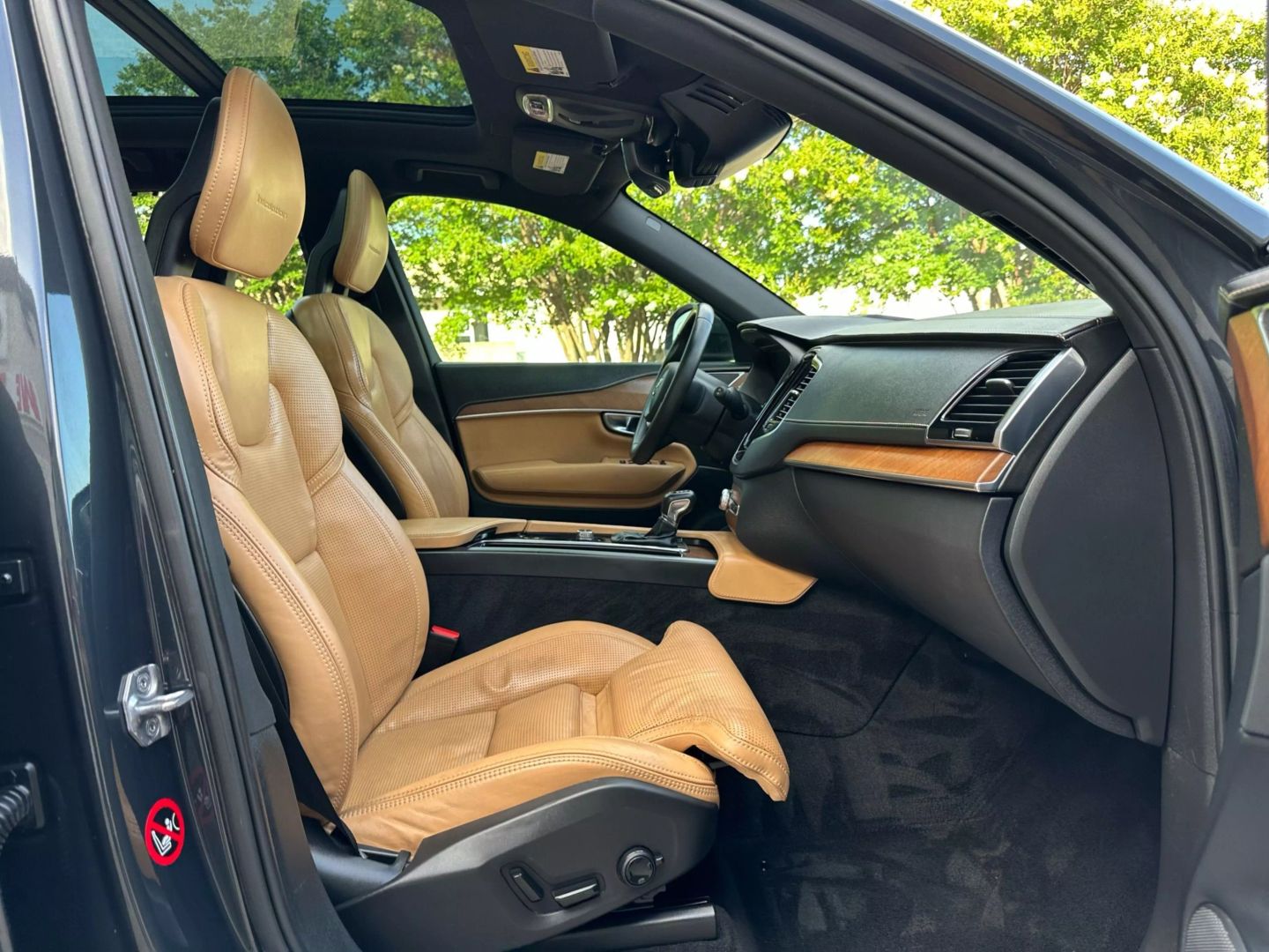 2017 Volvo Xc90 - Image 24