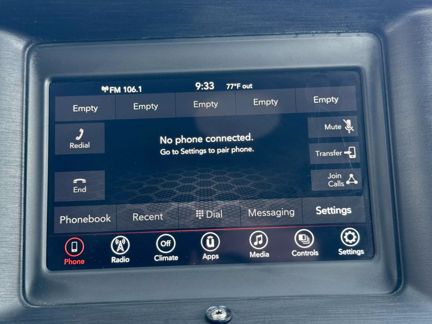 2021 Dodge Charger - Image 30