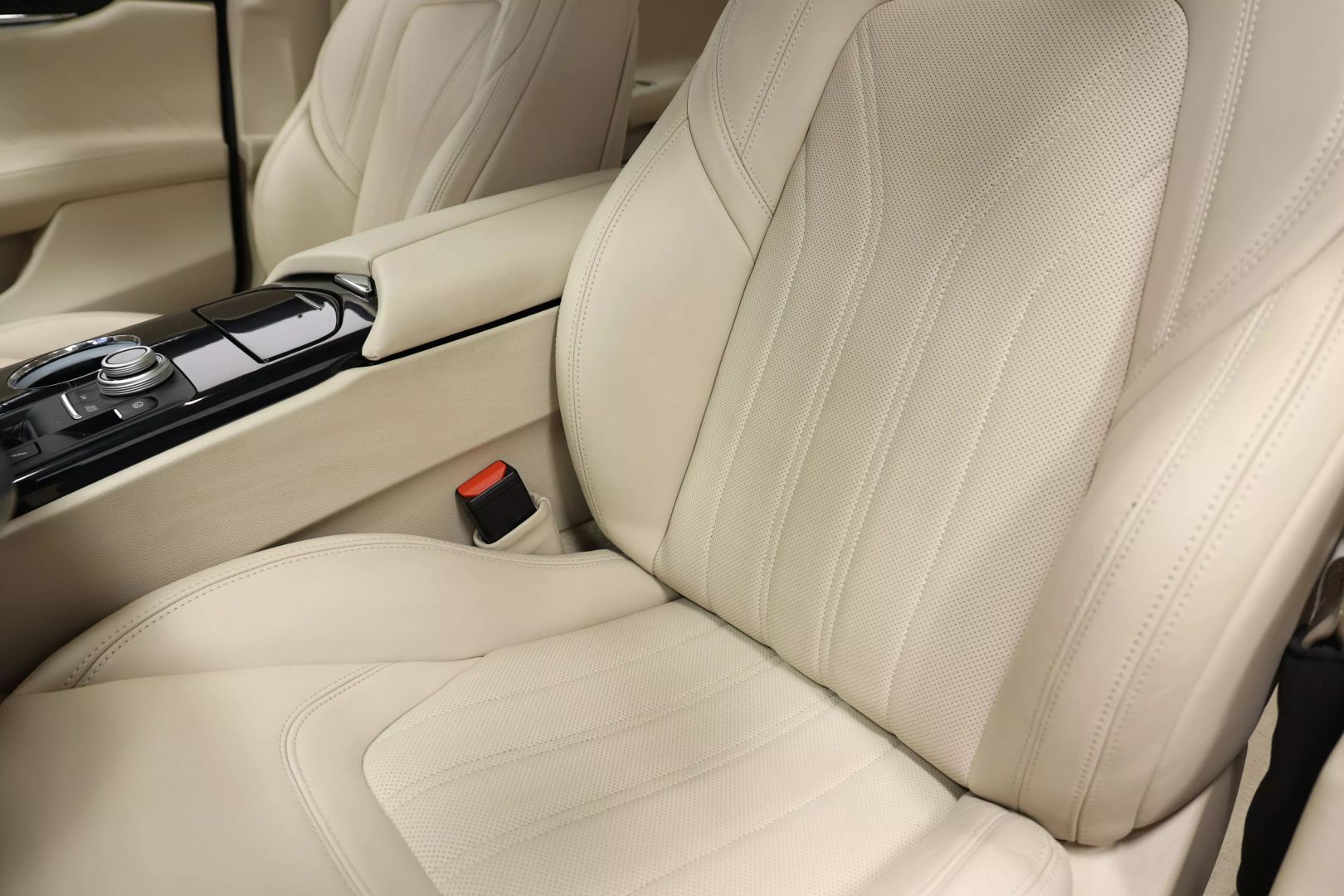 2021 Maserati Quattroporte - Image 18