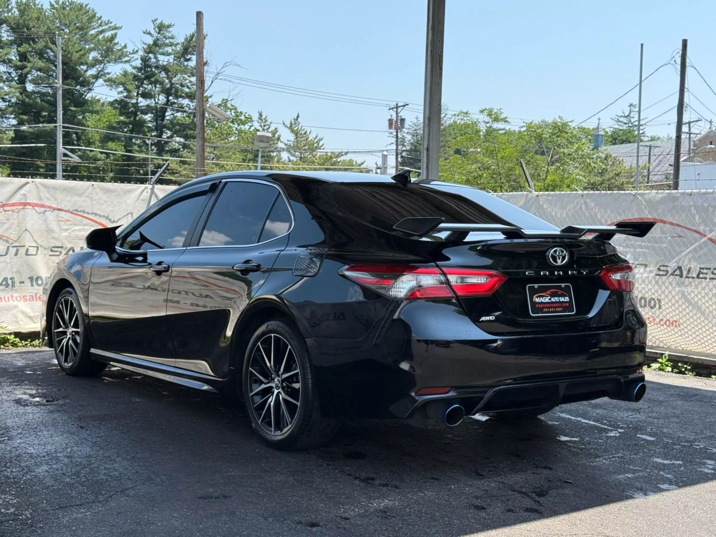 2022 Toyota Camry - Image 9