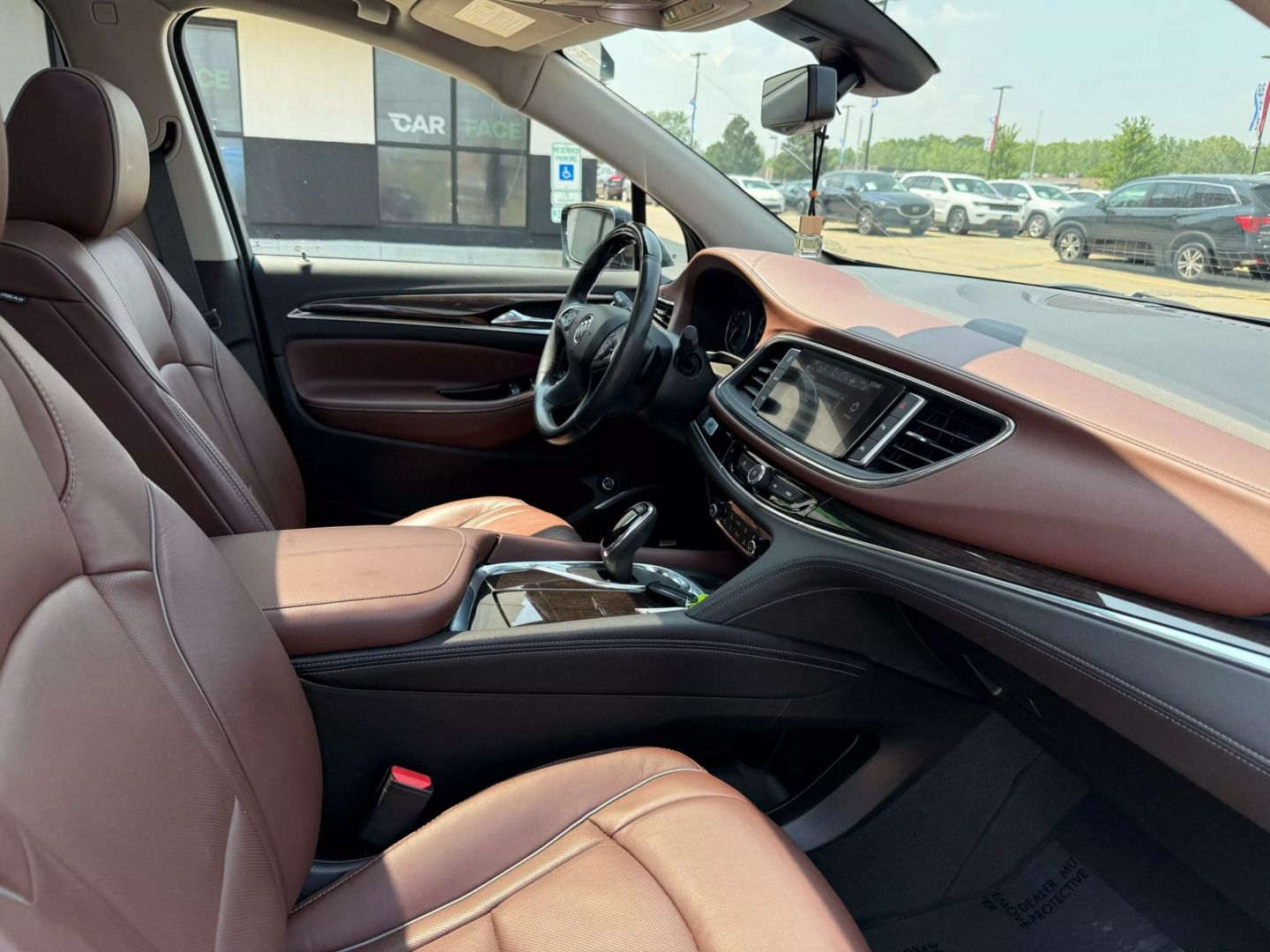 2018 Buick Enclave - Image 26