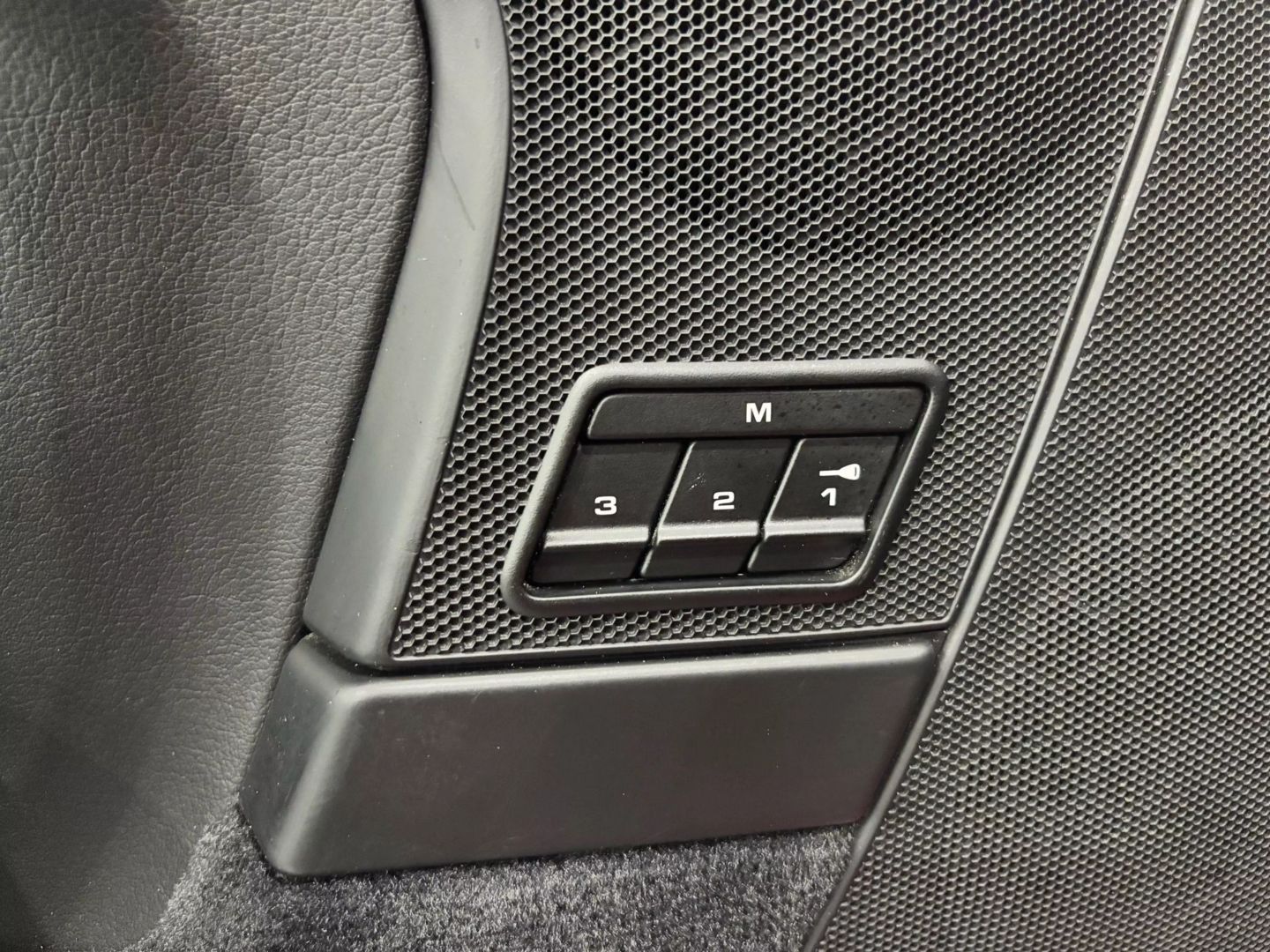 2007 Porsche 911 Carrera 4s Coupe 2d - Image 32