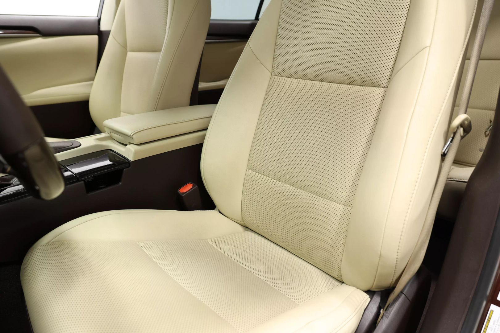 2016 Lexus Es - Image 18