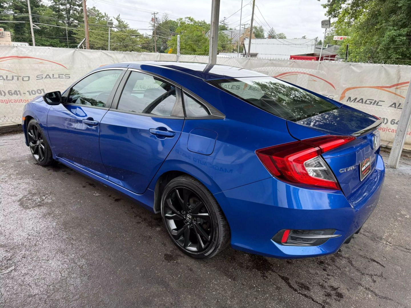2019 Honda Civic - Image 13