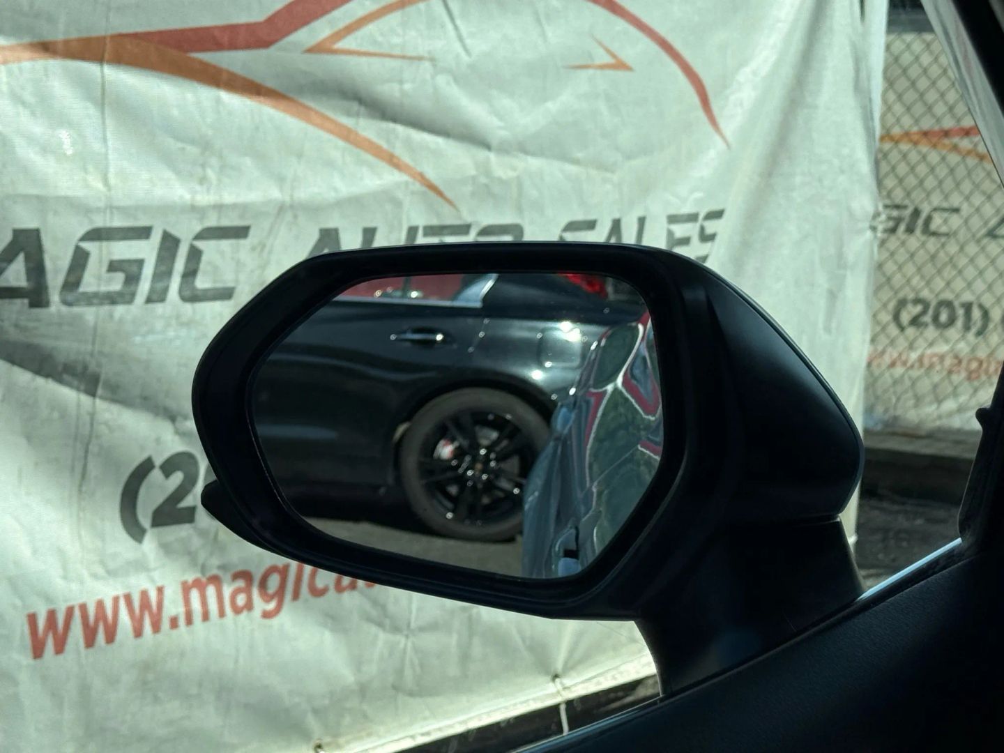 2022 Toyota Camry Hybrid - Image 36