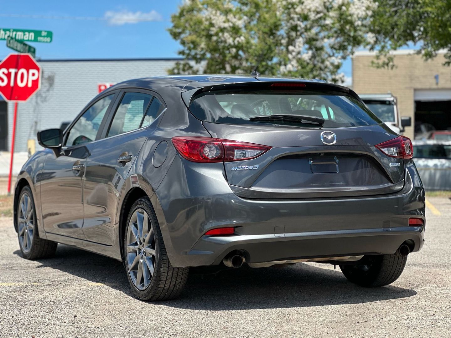 2018 Mazda Mazda3 - Image 4