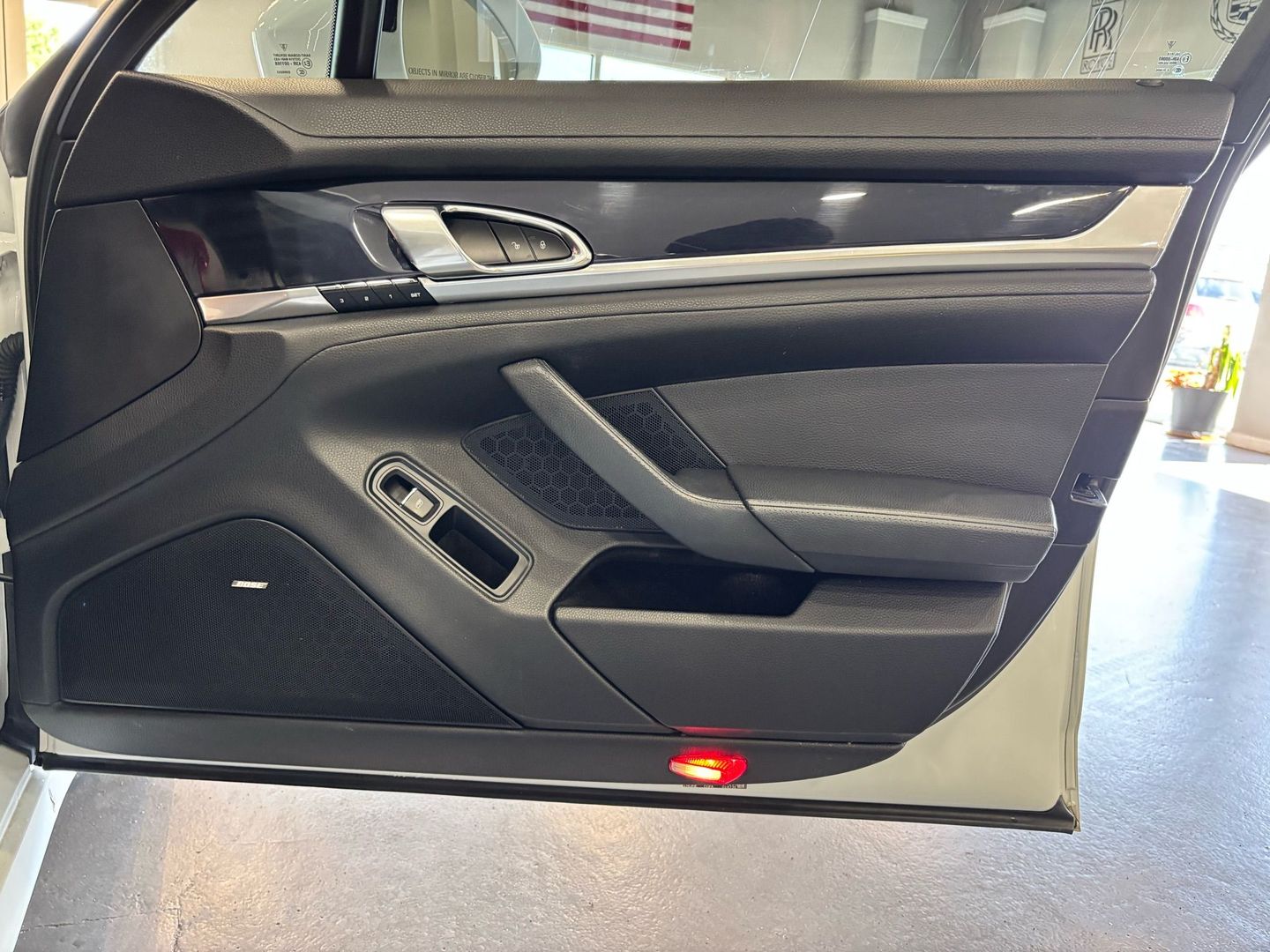 2014 Porsche Panamera S E-hybrid Sedan 4d - Image 35