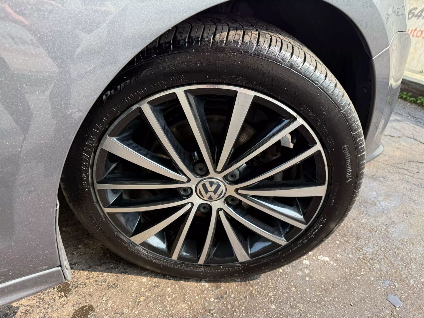 2015 Volkswagen Jetta - Image 49