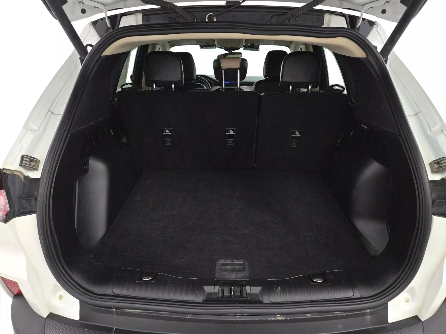 2020 Ford Escape - Image 11
