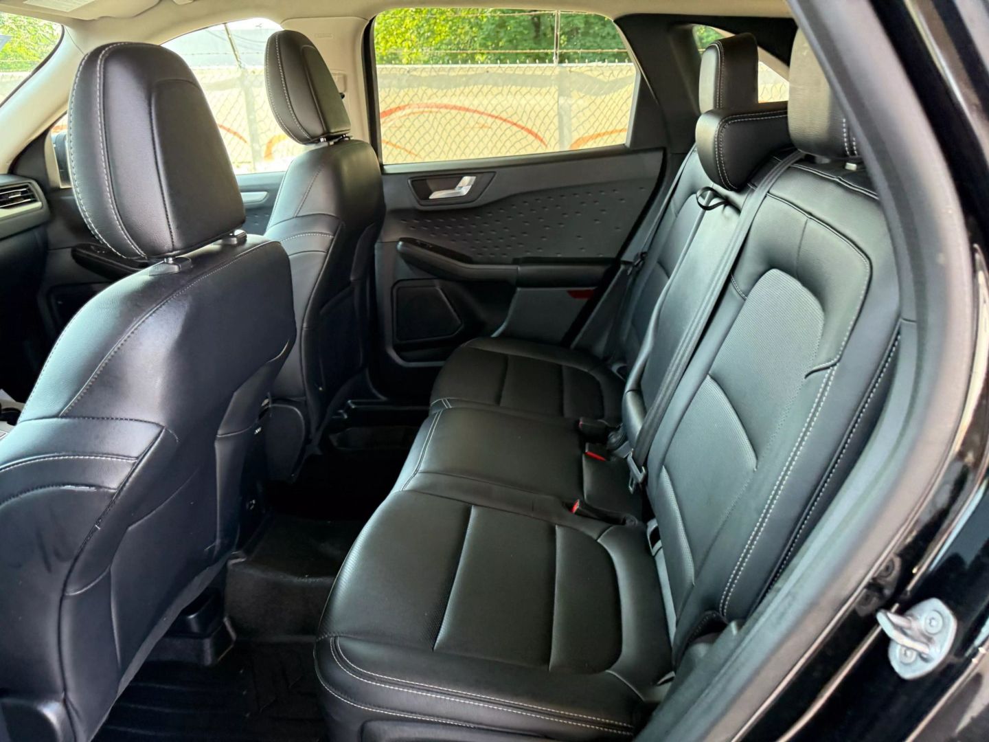 2020 Ford Escape - Image 18