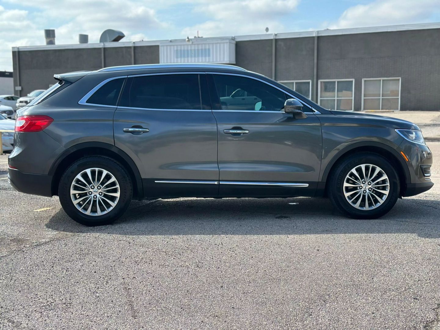 2018 Lincoln Mkx - Image 8