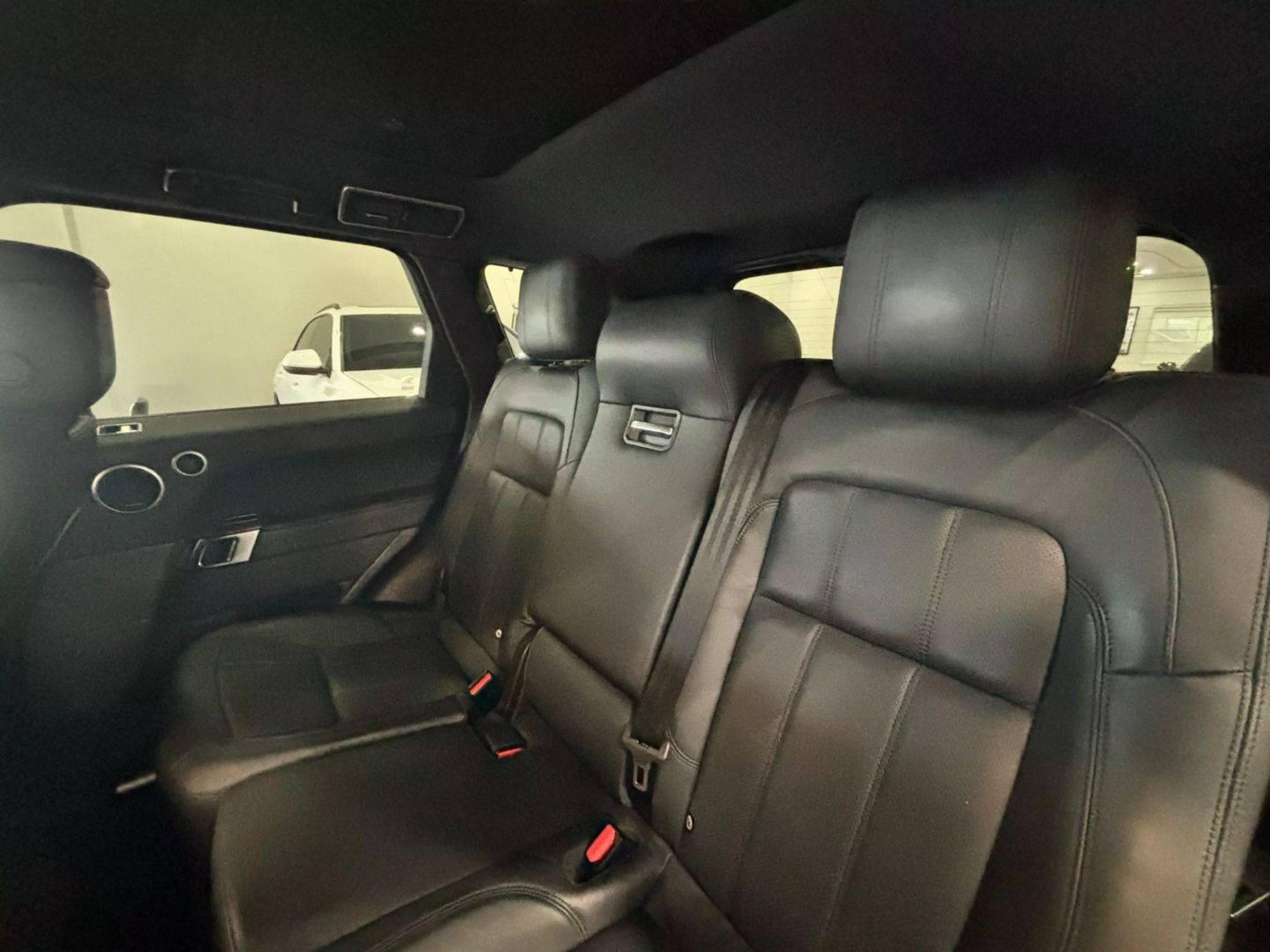 2020 Land Rover Range Rover Sport Hse Sport Utility 4d - Image 14